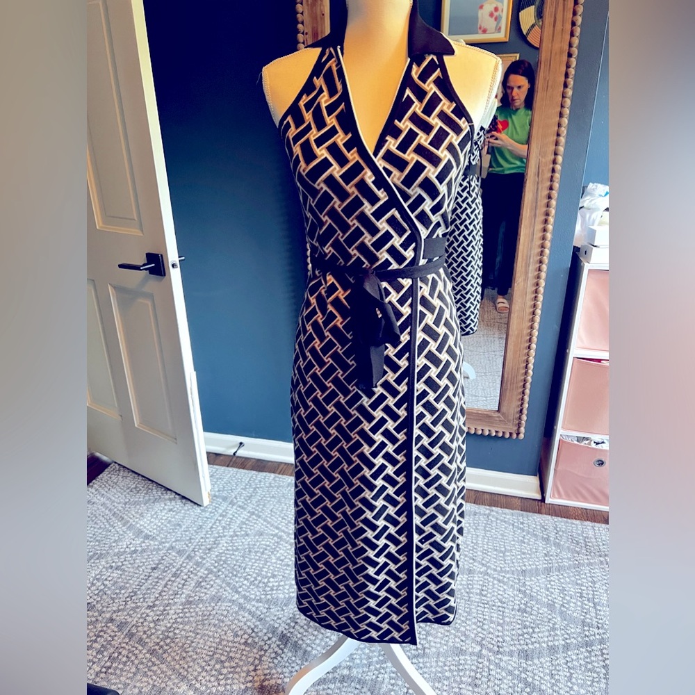 Diane Von Furstenberg Black and White Patterned Midi Dress